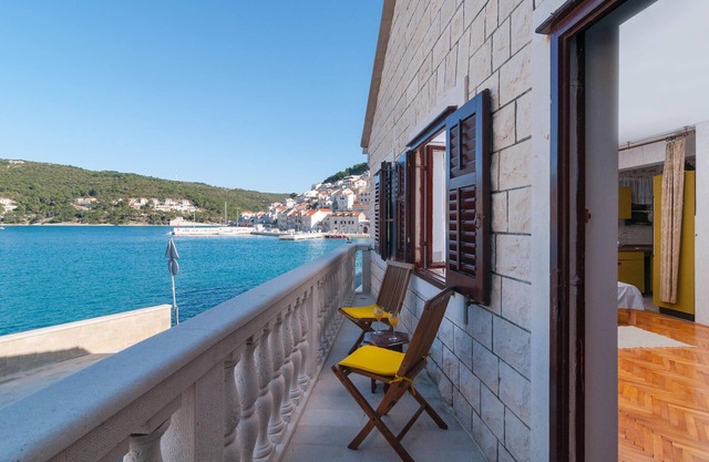 Gorgeous home in Pucisca with WiFi