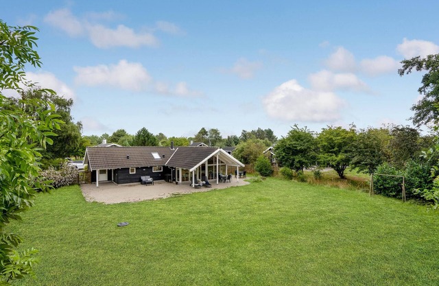 Gorgeous home in Rødby with WiFi