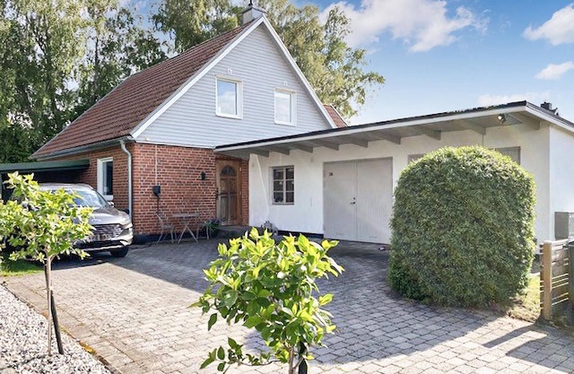 Gorgeous home in Södra Sandby with WiFi