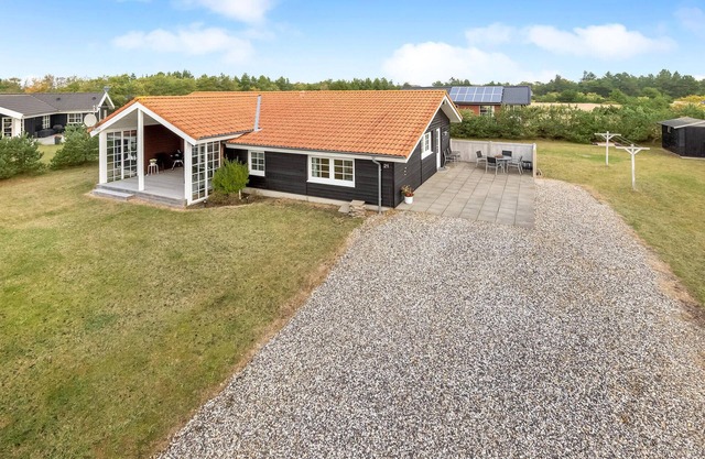 Accommodation 