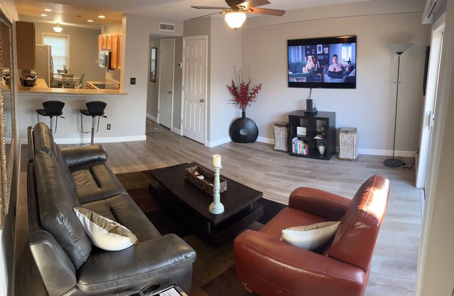 Gorgeous Lake Howell Townhouse