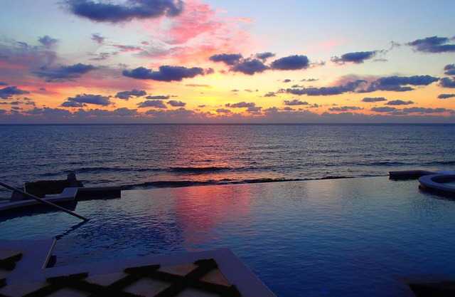 Gorgeous luxurious retreat on the Caribbean with unrestricted views!