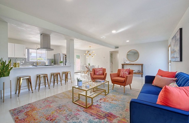 Gorgeous Palm Springs Jewel
