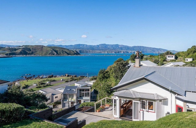Gorgeous views in Lyall Bay, funky family home