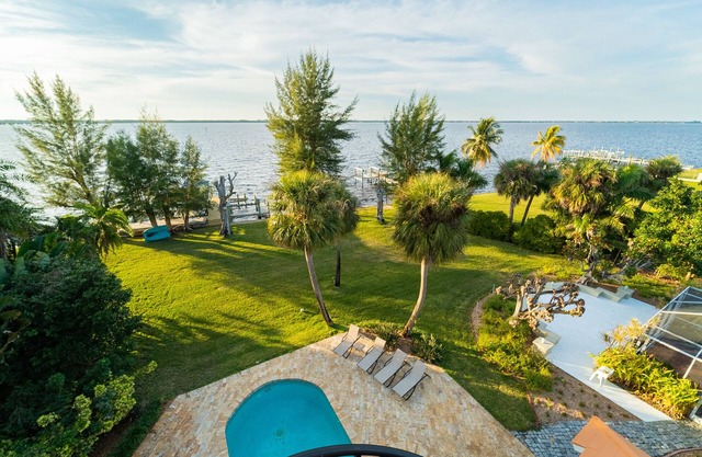 GORGEOUS WATERFRONT ESTATE