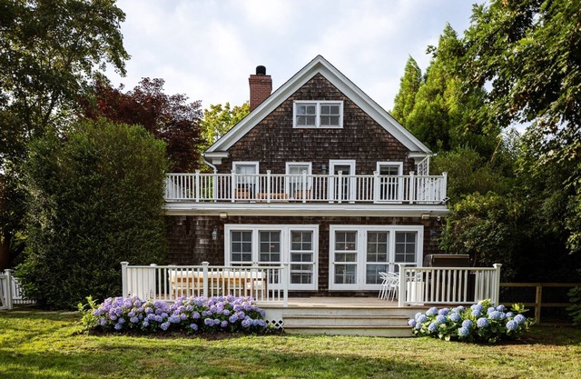 Gorgeously Renovated SH Village 5 bd w/Large Pool