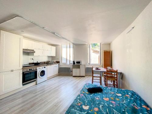 Gorges du Verdon - Hyper centre Castellane - Rue Piétonne - Studio 3 Couchages