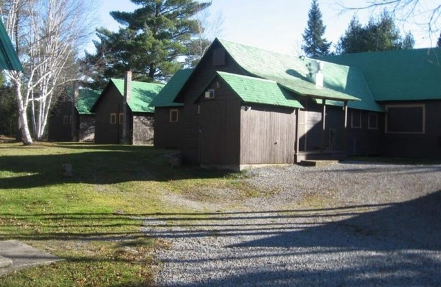 Gourmet Salmon Club Cabin 5