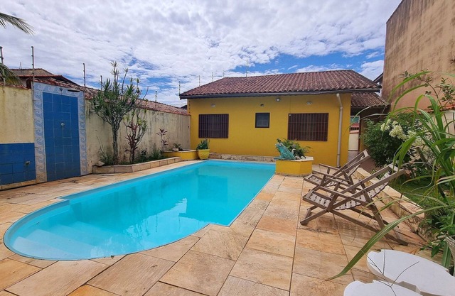 Gourmet space, swimming pool, 50 meters from the beach, Wi-Fi, SmartTV.