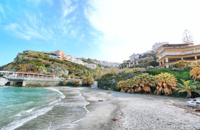 "Eleni" Sea View Luxury Apartment in Mades