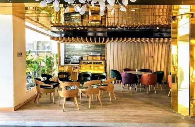 Grace Cox Smart Hotel