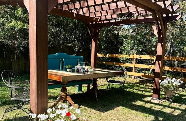 Grady House Bed & Breakfast