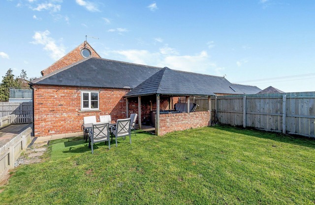 Granary Cottage - UK43166