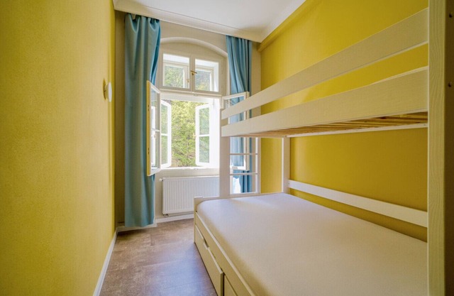 Grand apartment near Pupp hotel