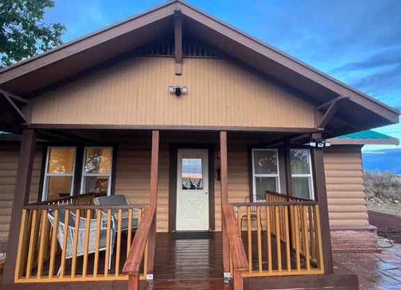 Grand Canyon Getaway! Cozy & easily accessible