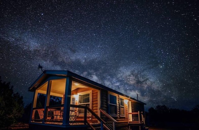 Grand Canyon Retro Retreat
