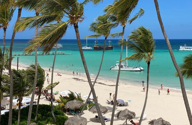 GRAND CARIBE BEACH CLUB and SPA - PLAYA LOS CORALES
