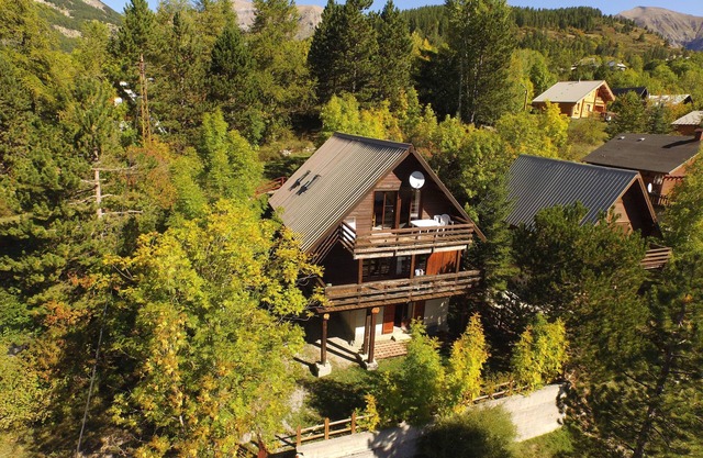 Grand Chalet Val D'allos 10 Pax à Proximité de sa Base de Loisir Nautique