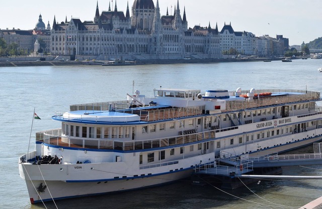 Grand Jules Boat Hotel Budapest