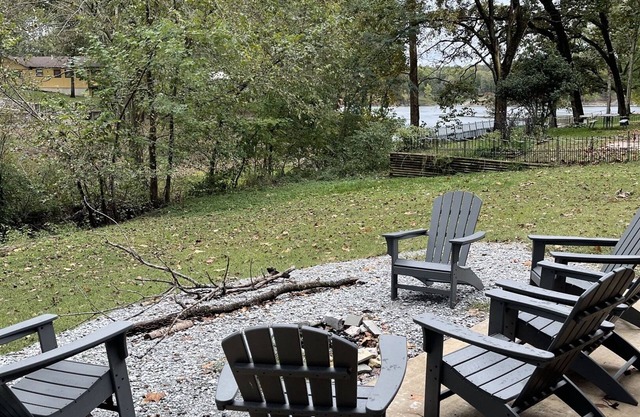 Grand Lake Haven Sleeps 13 with Boat Parking