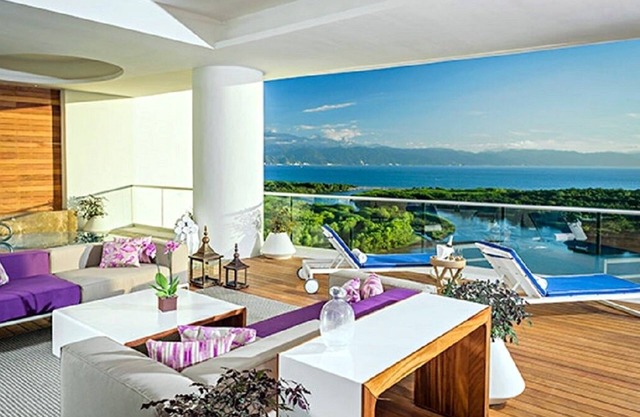 Grand Luxxe - 4 Bedroom Residence - Spring Break