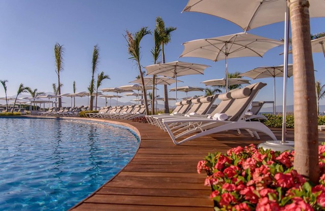 Grand Luxxe Presidential 'Punta' 3BR/4BA Villa In Nuevo Vallarta, Mexico