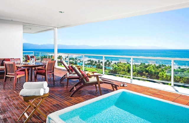 Grand Luxxe Spa-2 or 3 Bedroom or 2 Bedroom Loft