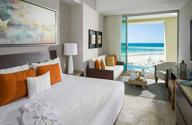 Grand Mayan 1 BR suite in peaceful Puerto Peñasco with WiFi, AC