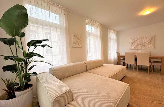 Grand Place & Brussels in Style ! 10 min from Gare de Midi