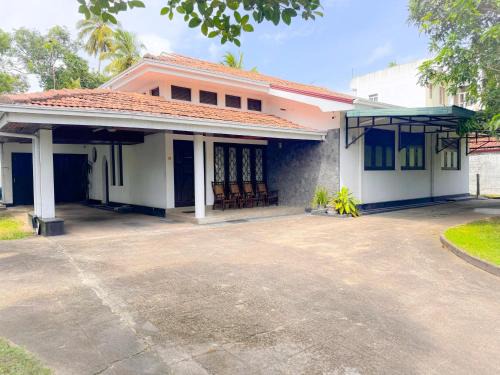 Grand Residencies Negombo