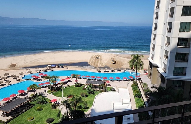 Grand Venetian , Great ocean view on the 8th floor