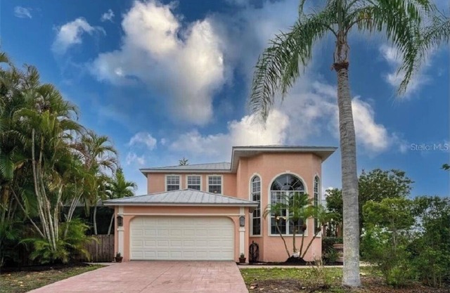 Grand Villa with Pool in Venice, FL