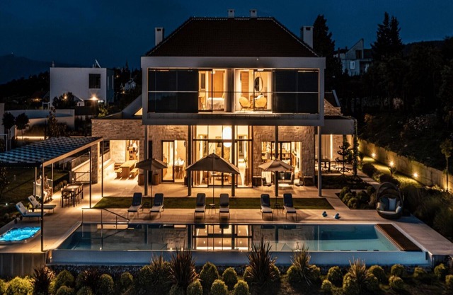 Grandiose Brac Villa | Villa Mediteranea | 6 Bedrooms | Infinity pool & Outdoor.