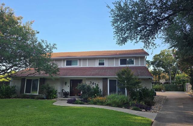 Grandma's Cool Apt in Colleyville. 20 min. from Cowboys/Ranger stadiums.