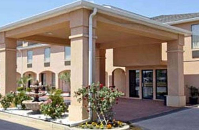 Gray Inn and Suites