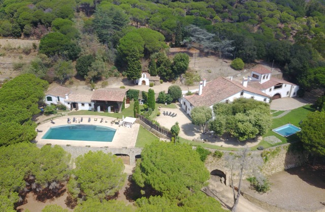 Great Masia S-XV for 40 people.