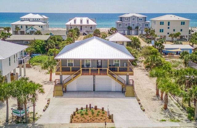Great 4 bedroom, 2.5 bath home on beautiful Pensacola Beach!