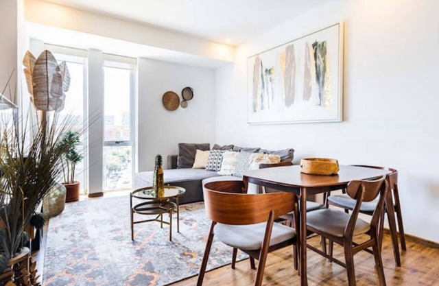 Great apartment in Santa Fe. Gym, pool & garage