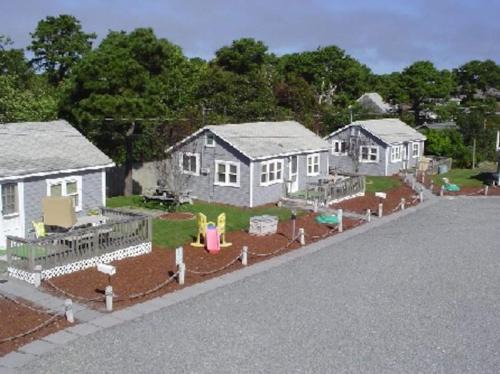 Great Cottage - Walk To The Beach! 97
