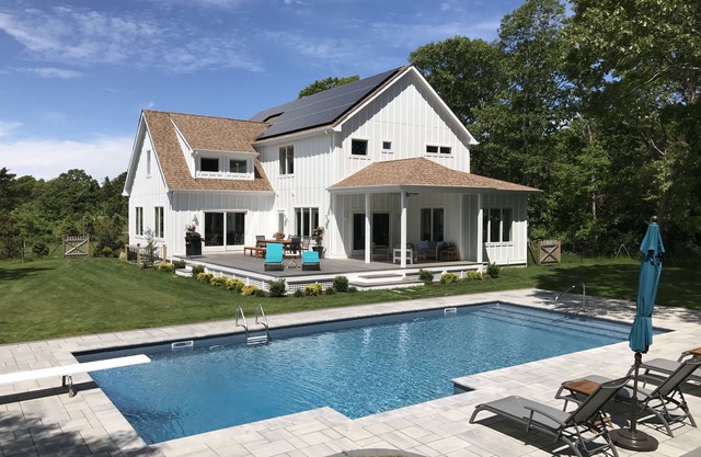 Great family neighborhood, large yard, with salt water pool