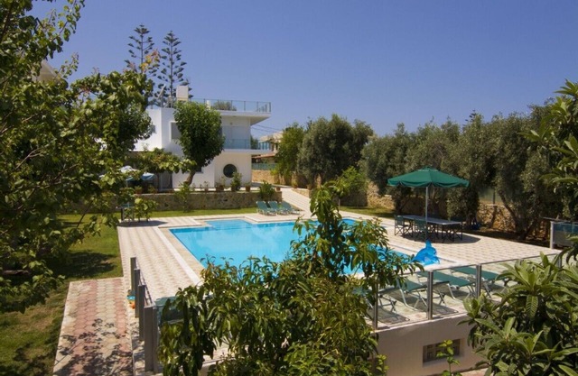 Great Family Villa/close to sea, shops and town