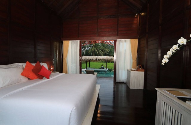 Great for couple, One-Bedroom Villa with Pool View