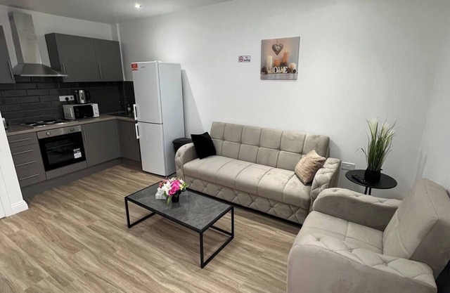 Great for Longer Stays | W/M | Smart TV | Free Parking
