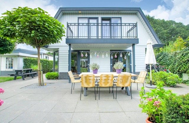 Great holiday home with whirlpool bath