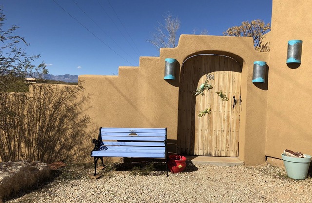 Great Home to Relax, unwind and Rejuvenate. Get connected to nature!