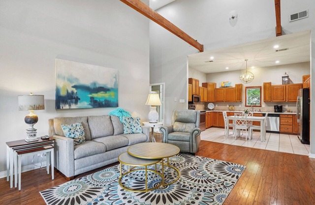 Great house steps to the lakefront!