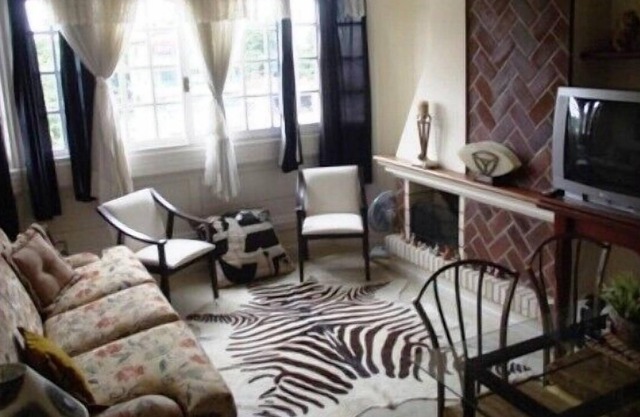 Great location apartment with two bathrooms, two bedrooms and garage!