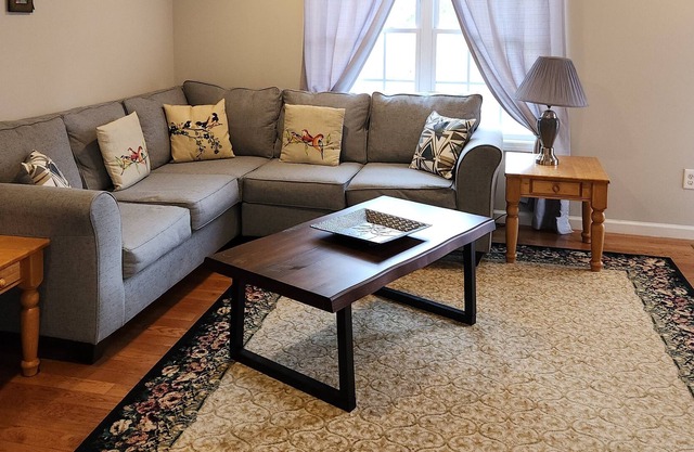 Great Location! Clean, Comfortable, Townhouse