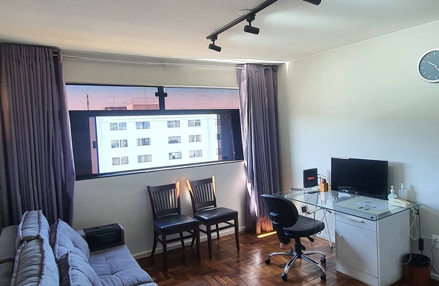 Great location, comfortable, with garage, wi-fi, complete and ventilated.