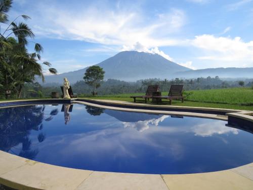 Great Mountain Views Villa Resort